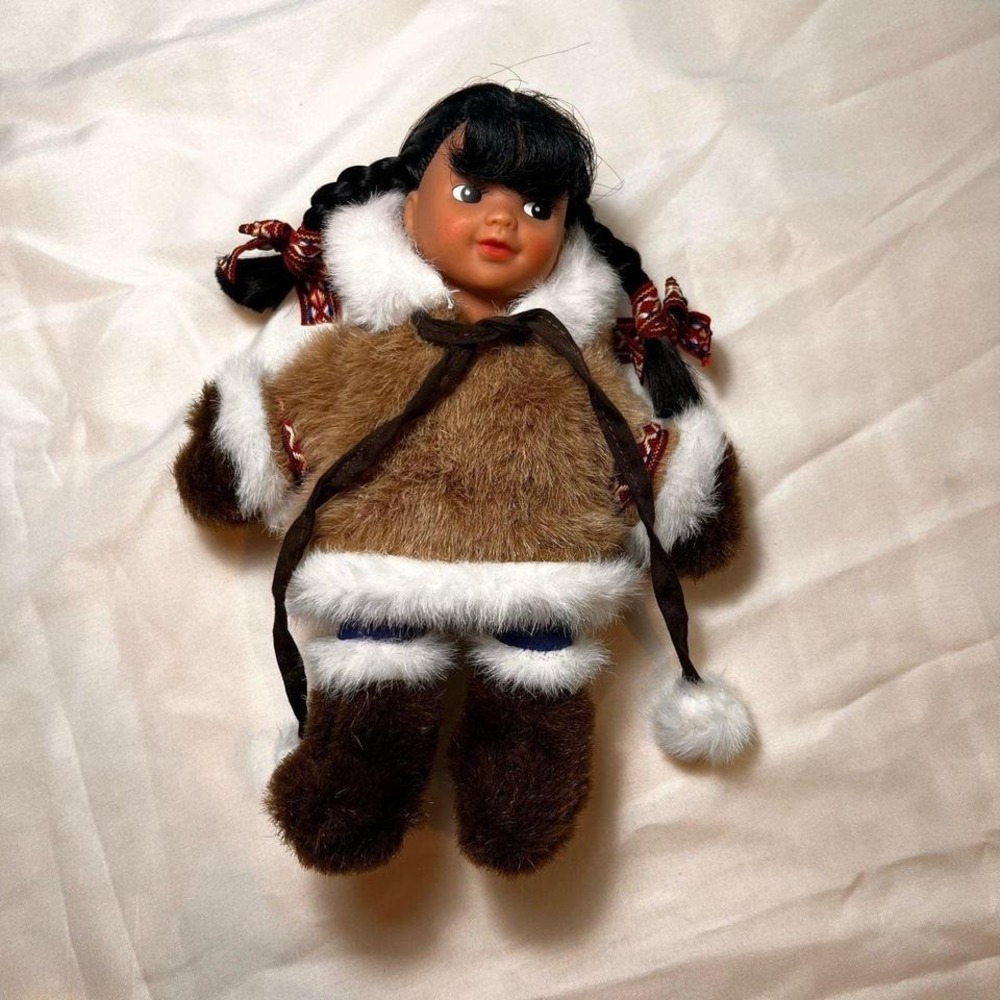 JC Marketing Alaskan Souvenir Doll Girls OS Brown Excellent Faux Fur Parka